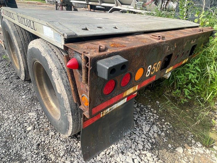 #3032-•-landoll-hauler-lowboy-trailer-(has-wi-title)-(denmark,-wi)-image-29