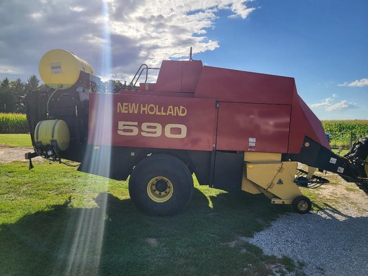 1997-new-holland-590-image-6