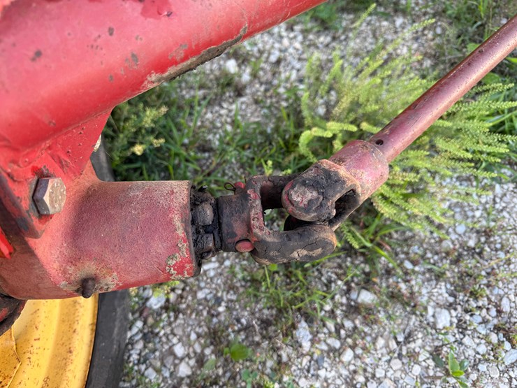 new-holland-258-image-12