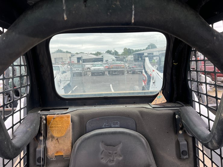 2019-bobcat-t630-image-35