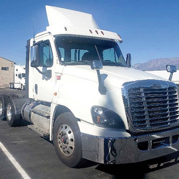 2018 FREIGHTLINER CASCADIA 125