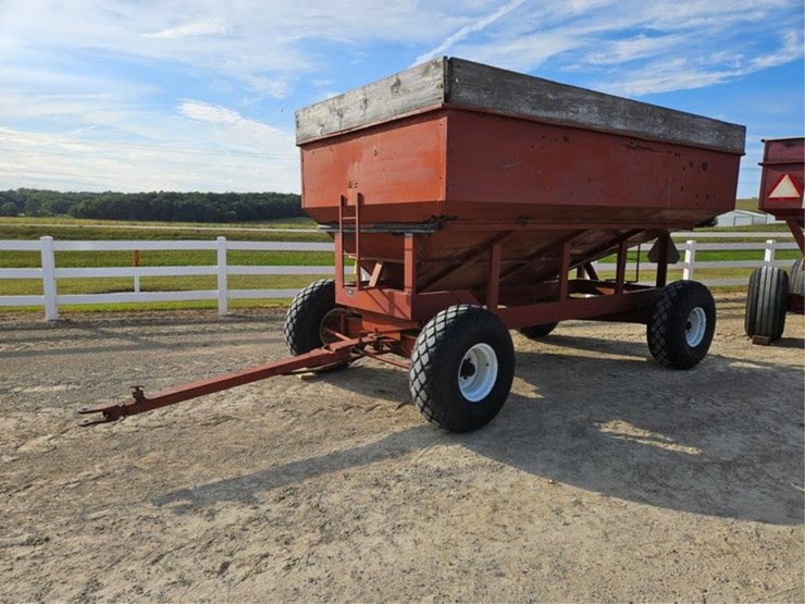 m&w-little-red-wagon-image-1
