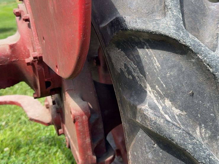farmall-b-image-31