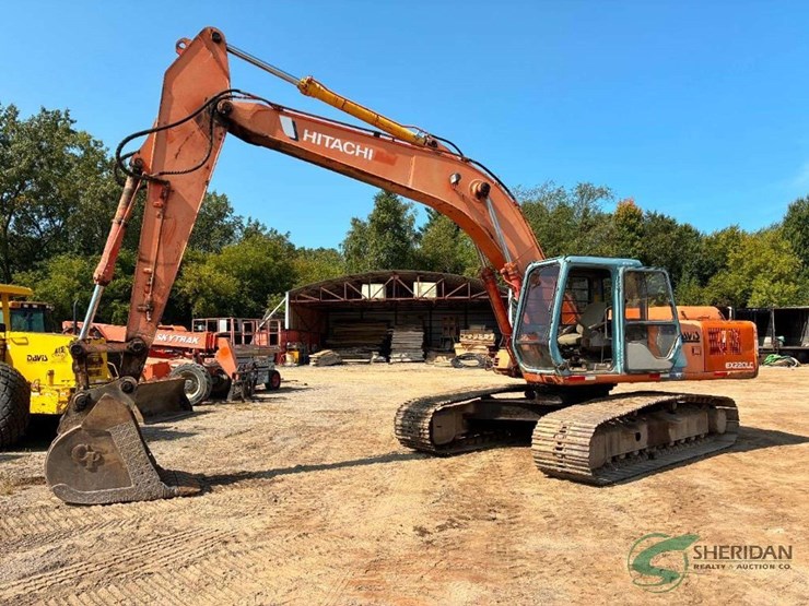 hitachi-ex200-lc-image-1