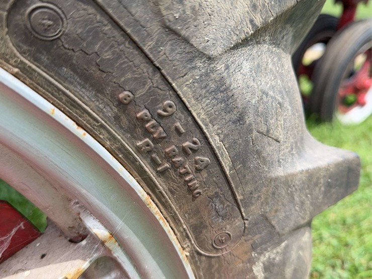 farmall-b-image-23