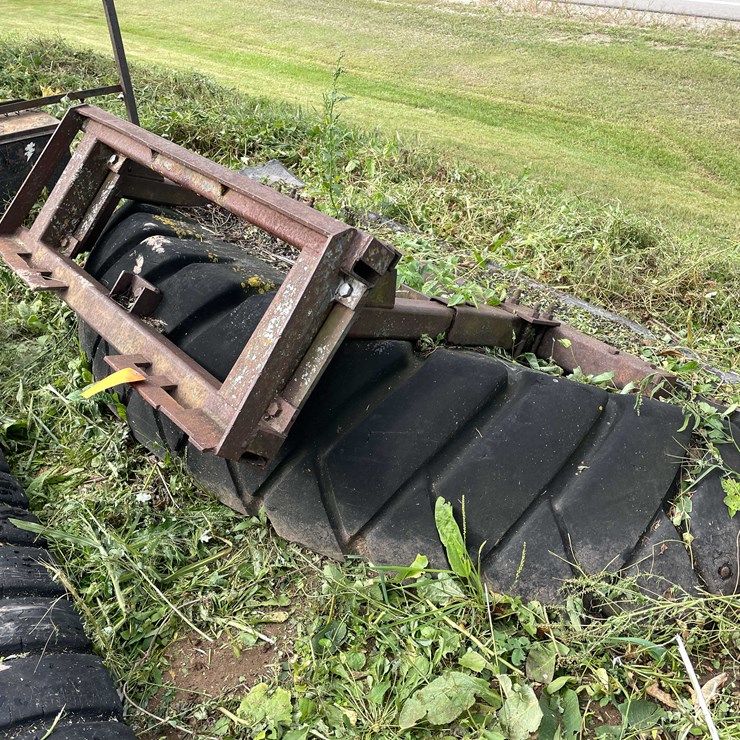#1295 • Tire Yard Scraper Attachment