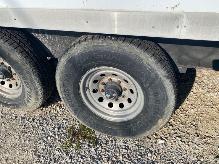 portable-wash-house-trailer-image-28