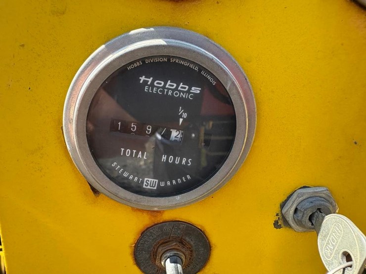 vm-sun-6105t-6-cylinder-diesel-engine-image-24