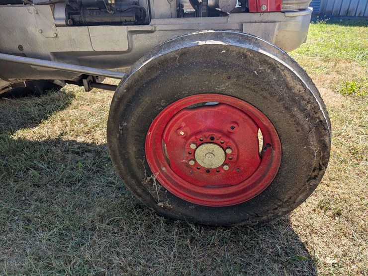 massey-ferguson-98-image-19