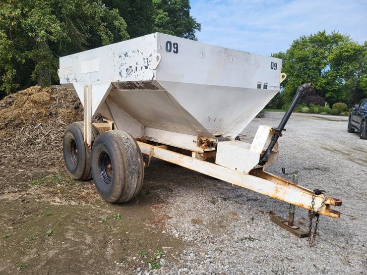 western-simonsen-n64l-tandem-axle-lime/fertilizer-spreader-image-1