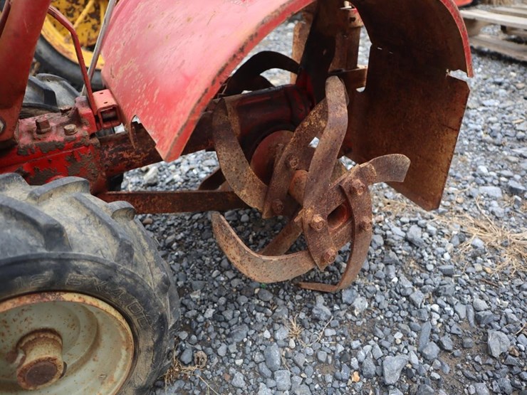 troybilt-rototiller-image-5