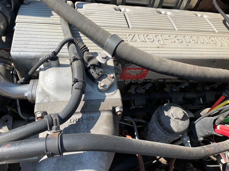 #2700-•-2003-freightliner-m2112-cab-and-chassis-(has-wi-salvage-title)-(mosinee,-wi)-image-52