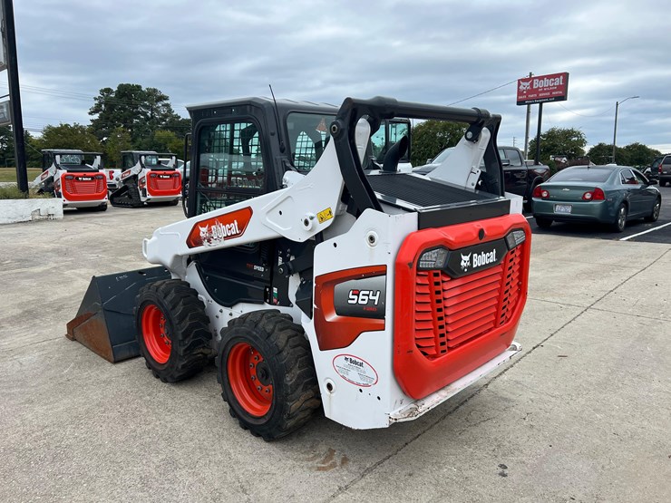 2022-bobcat-s64-image-4