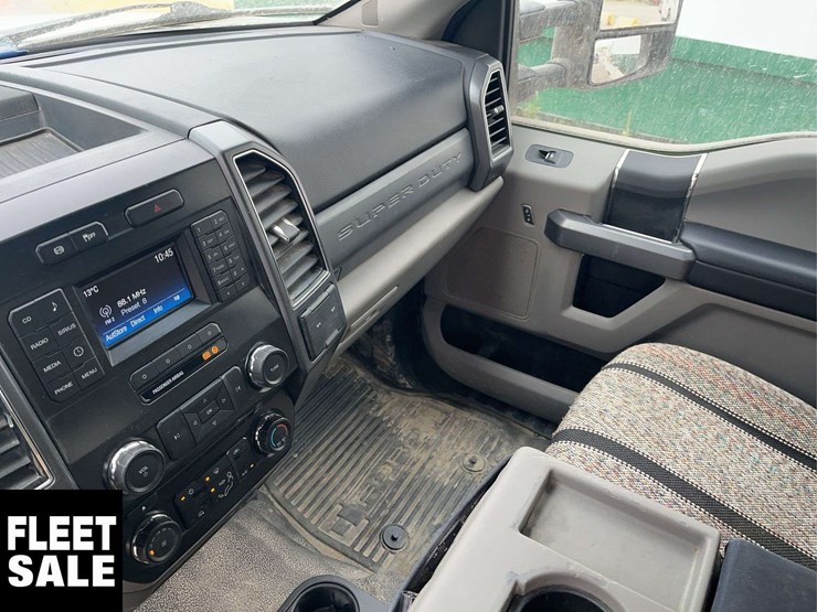2018-ford-f550-image-13