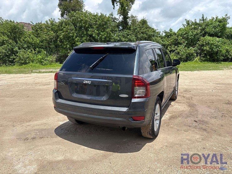 2015-jeep-compass-image-3