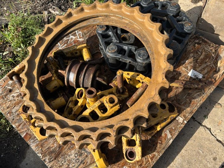 caterpillar-d4d-image-2
