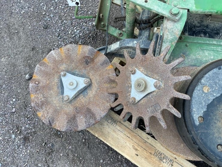 john-deere-7000-image-4