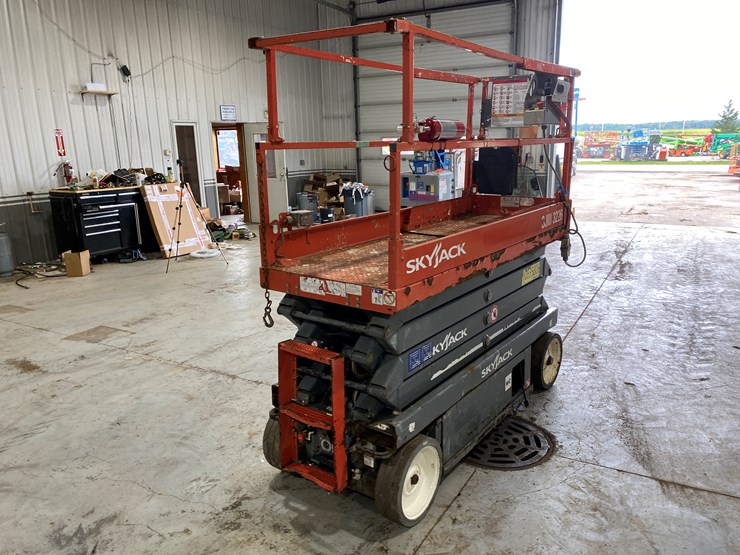 #497-•-2018-skyjack-3226-scissor-lift-(bryant,-wi)-image-8