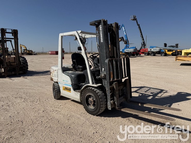 2016-nissan-myg1f2a30v-image-6
