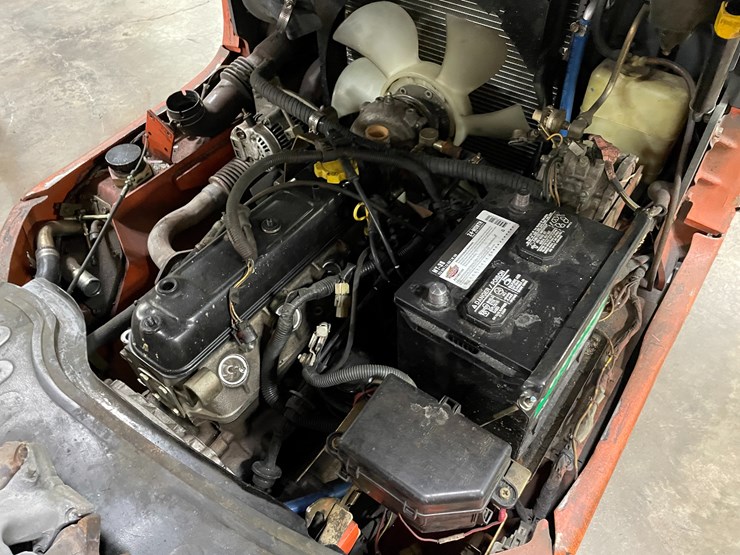 #8017-•-toyota-lp-powered-forklift-image-15