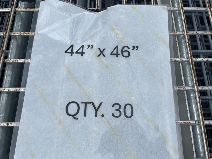 #1376-•-(30)-pallet-racking-grates-image-12