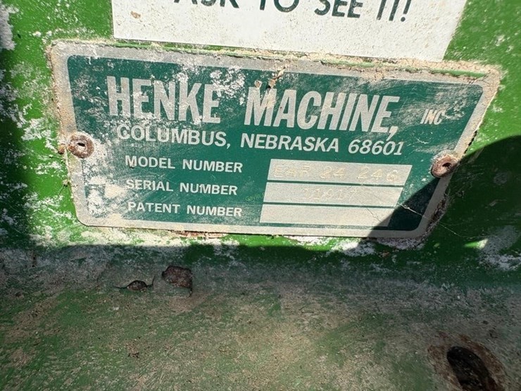 henke-kwik-krusher-roller-blower-image-6