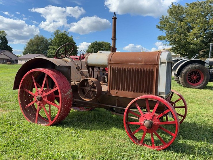 mccormick-deering-10-20-image-2