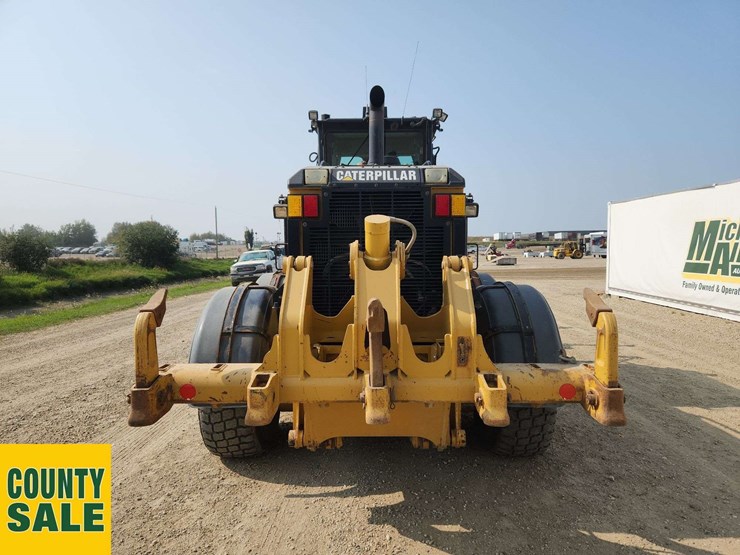 2015-caterpillar-160m-awd-image-26