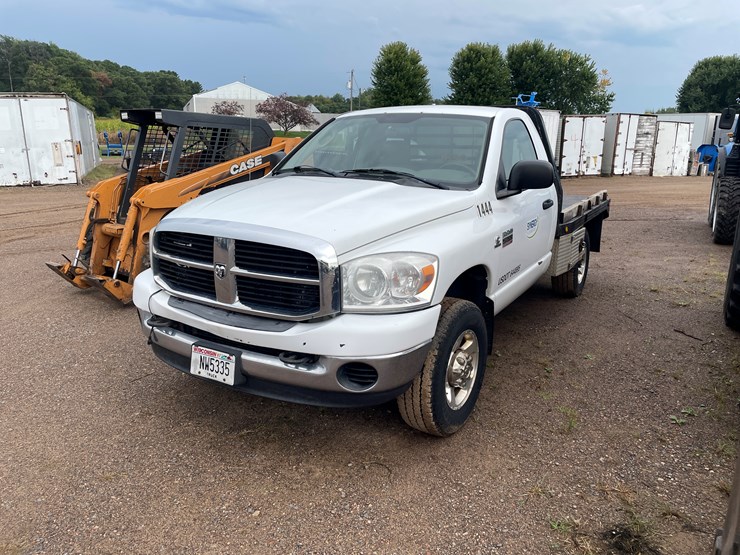 dodge-ram-2500-image-1