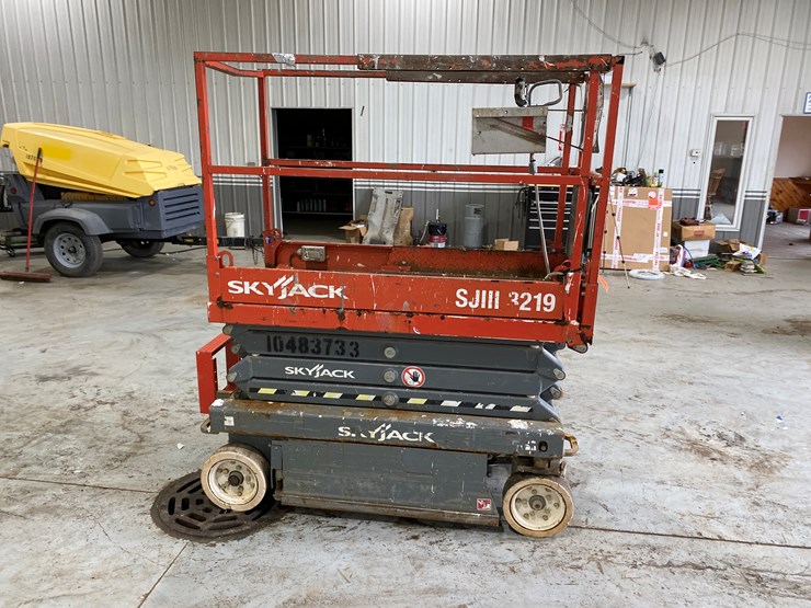 2016-skyjack-sjiii3219-image-5