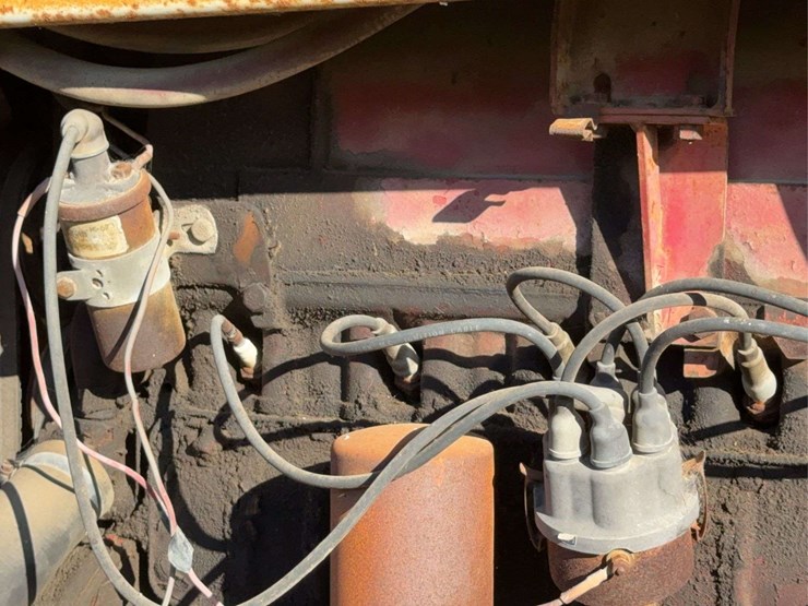 farmall-806-image-57