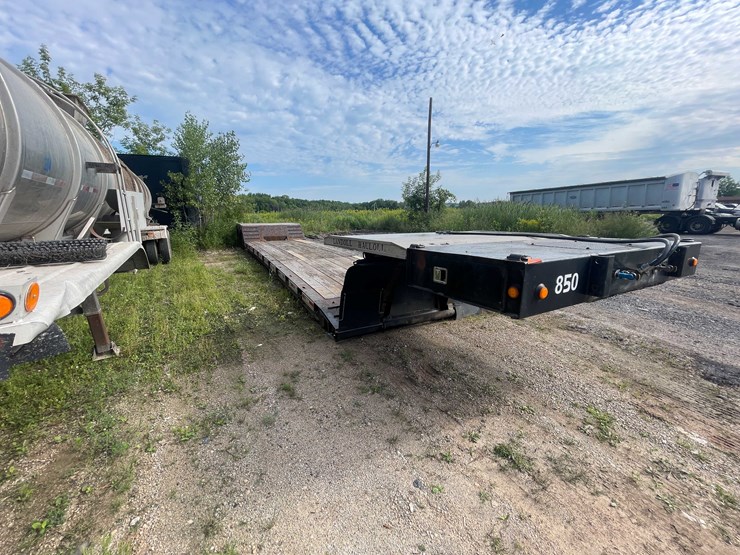 #3032-•-landoll-hauler-lowboy-trailer-(has-wi-title)-(denmark,-wi)-image-11