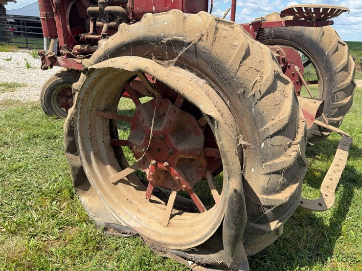 farmall-f-20-image-25