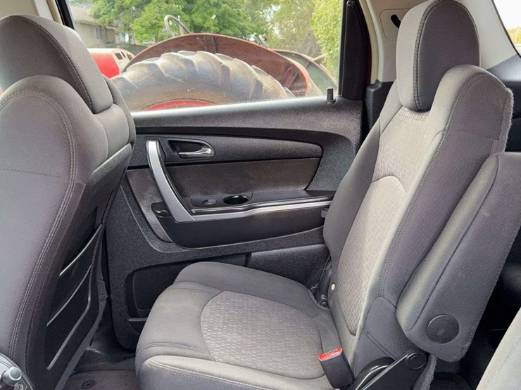 2007-gmc-acadia-image-68