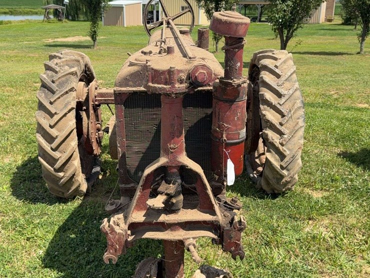farmall-f-20-image-10