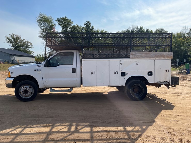 2001-ford-f550-image-8