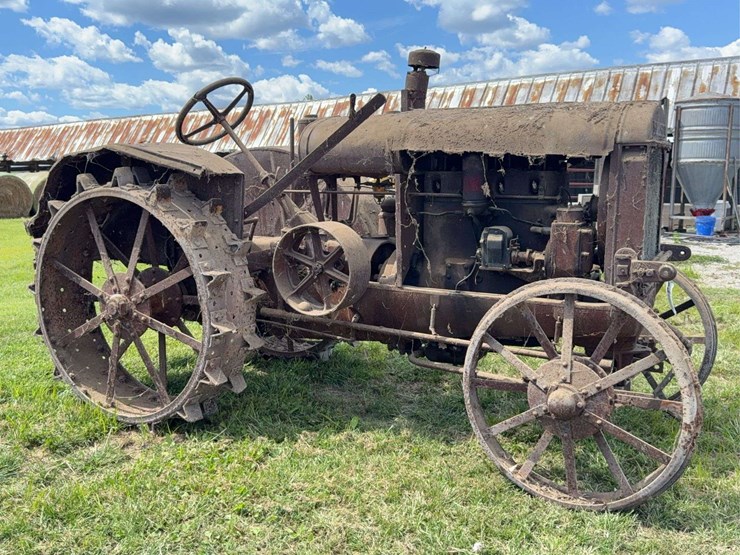 mccormick-deering-10-20-image-1