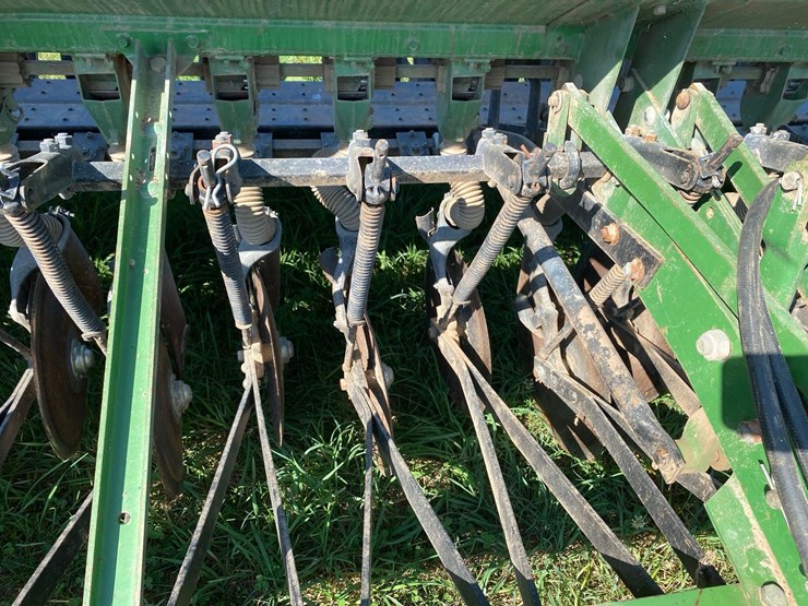 john-deere-8200-image-9