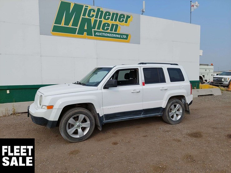 2011-jeep-patriot-image-1