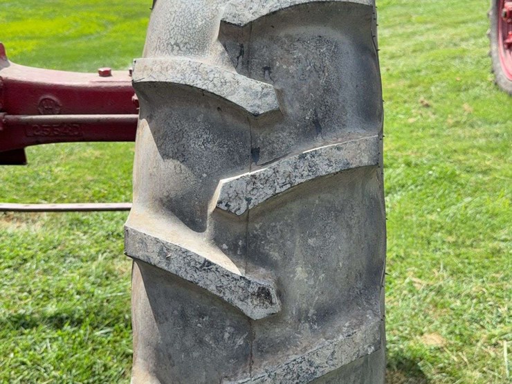 farmall-f-20-image-25