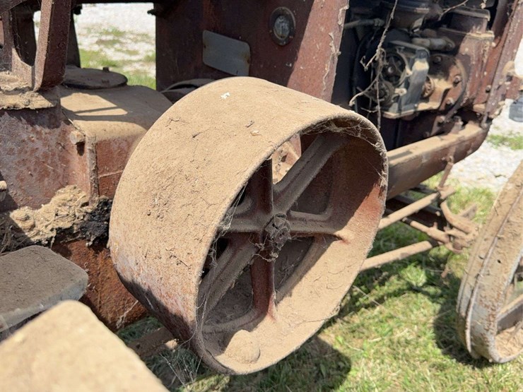 mccormick-deering-10-20-image-25