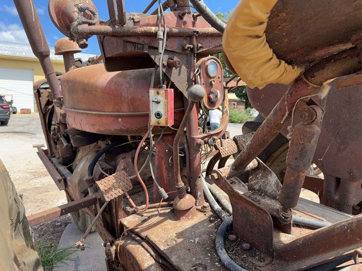 farmall-m-image-38