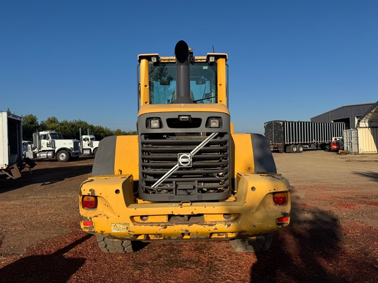 volvo-l90f-image-9