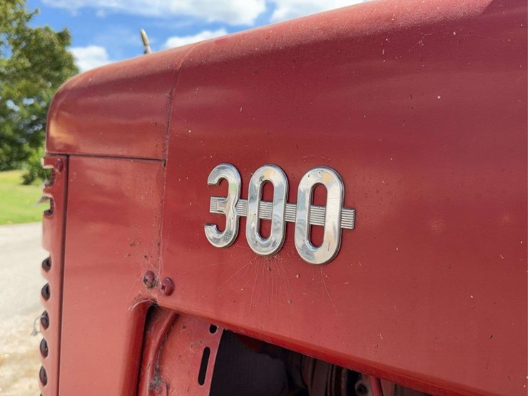 farmall-300-image-64