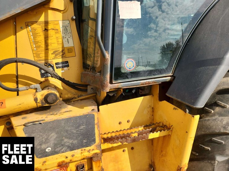 2015-deere-410k-image-30