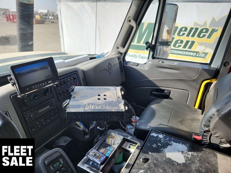2013-international-workstar-7500-image-9