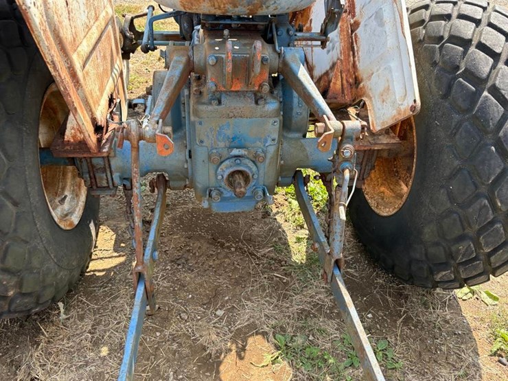 18in-backhoe-bucket-image-8