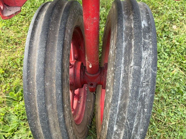 farmall-f-14-image-18