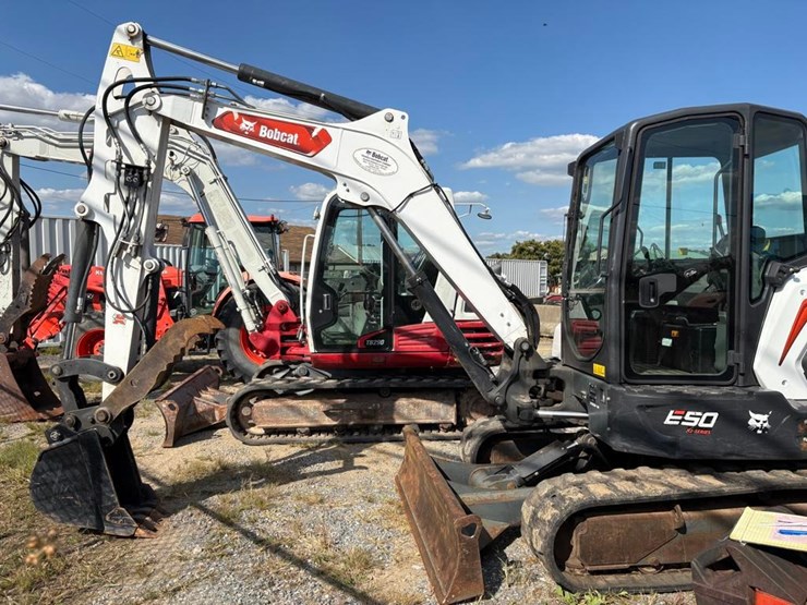 2022-bobcat-e50-image-5