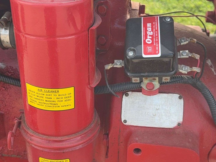 farmall-140-with-belly-mower-image-71
